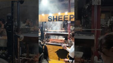 Melbourne, THE BLACK SHEEP, Queen Victoria Market, Summer Night Market #streetfood