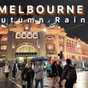 Melbourne City Walks at Night in May - Autumn Rain