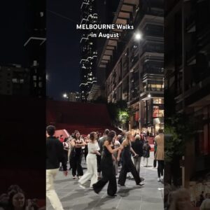 Melbourne Nightlife in August #melbourne #travel #walkingtour